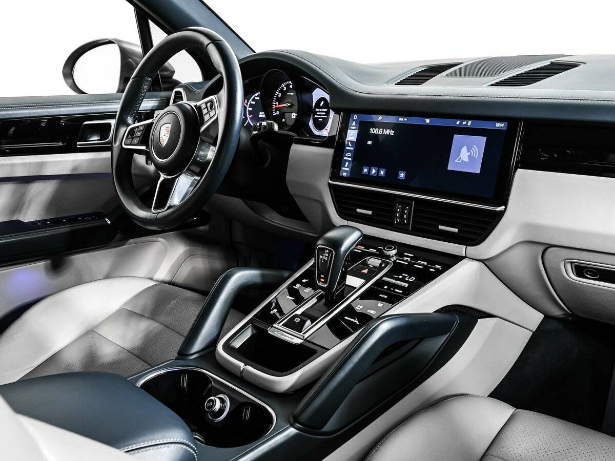 Porsche Cayenne 2019 года с пробегом. Фото: #8