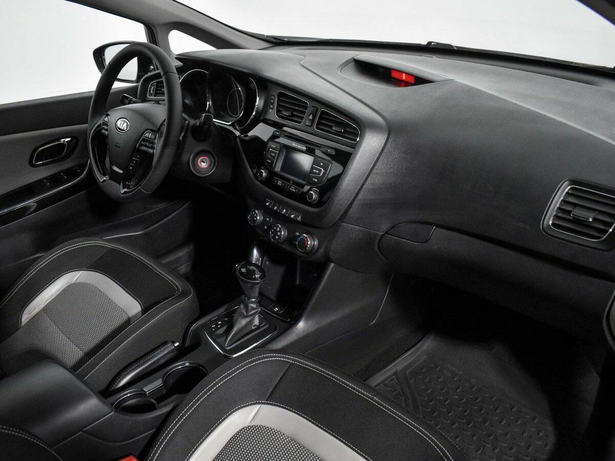 Kia Ceed 2014 года с пробегом. Фото: #11