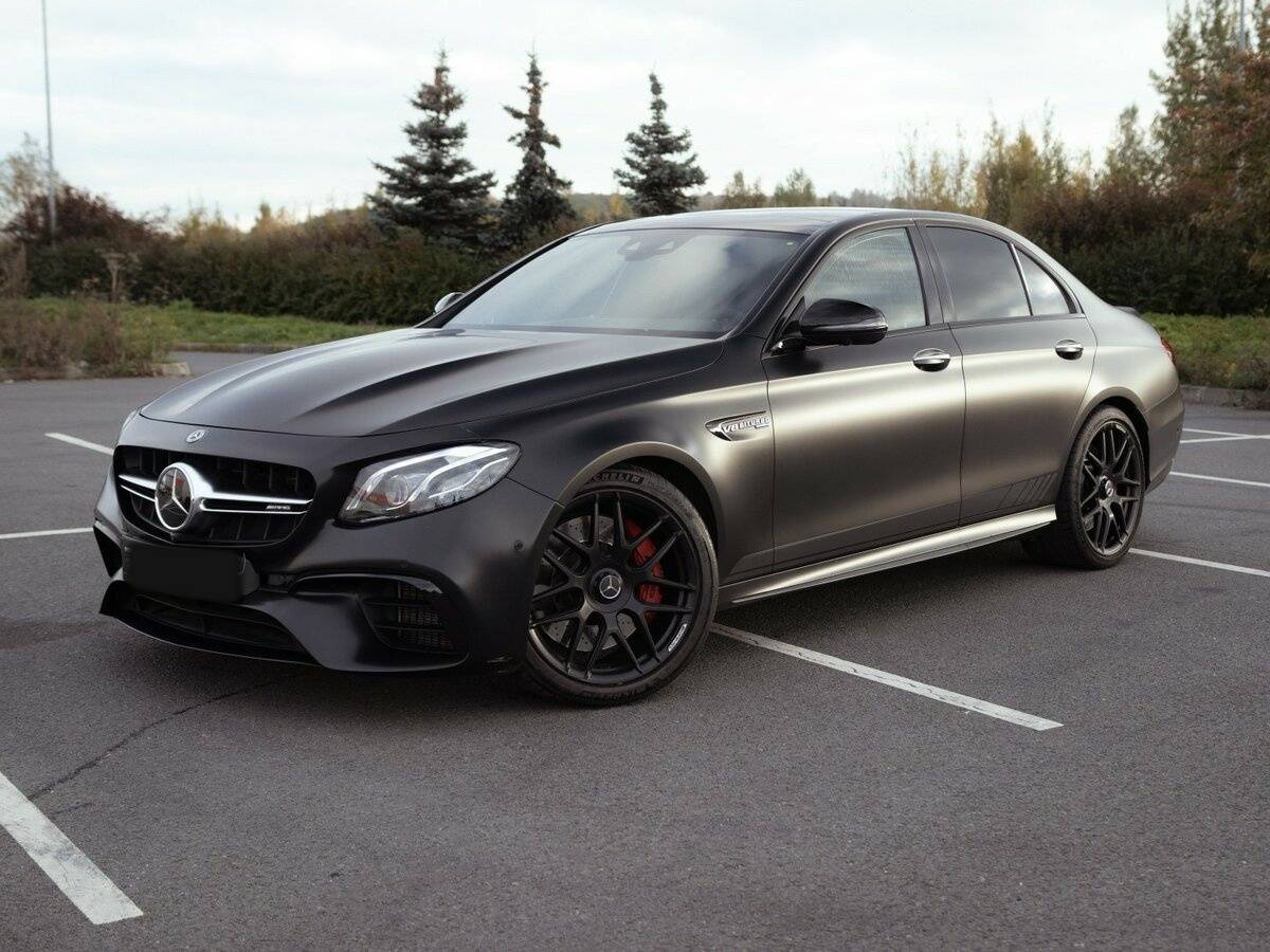 Mercedes-Benz E-Класс AMG 2017 года с пробегом. Посмотреть фото