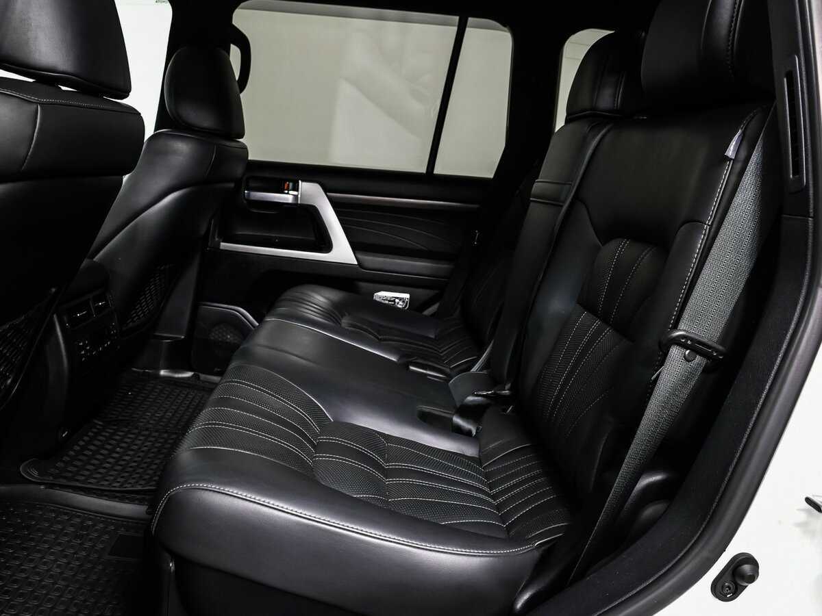 Toyota Land Cruiser 2020 года с пробегом. Фото: #12