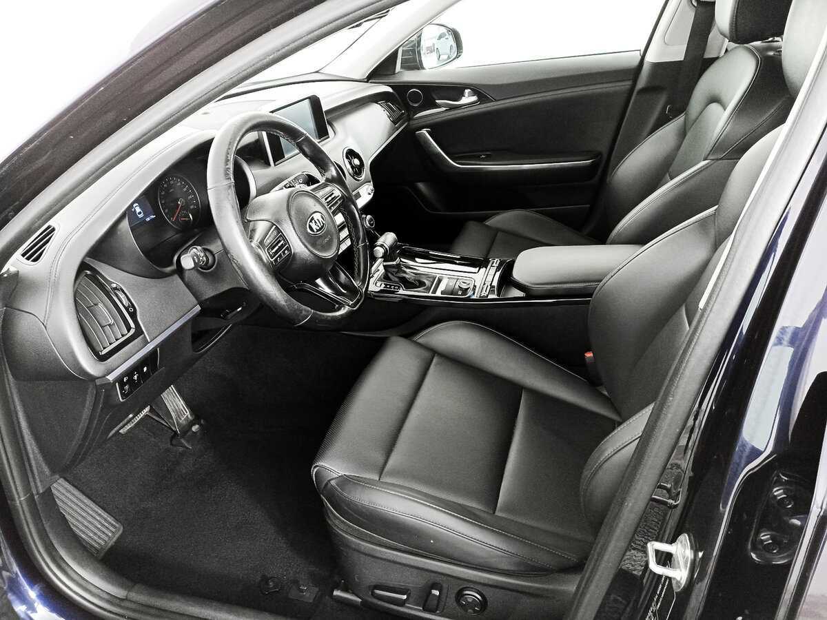 Kia Stinger 2018 года с пробегом. Фото: #15