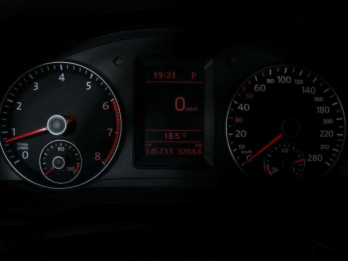 Volkswagen Scirocco 2011 года с пробегом. Фото: #10