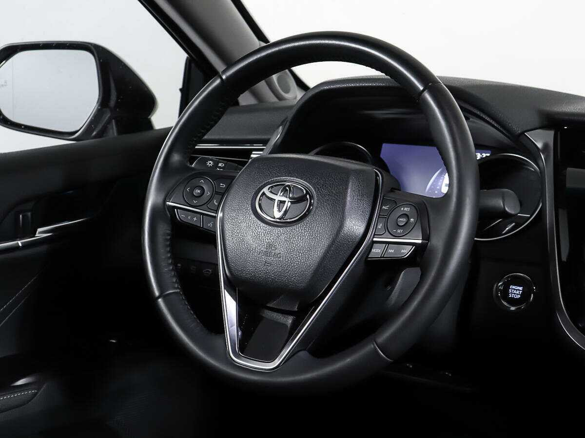 Toyota Camry 2022 года с пробегом. Фото: #15