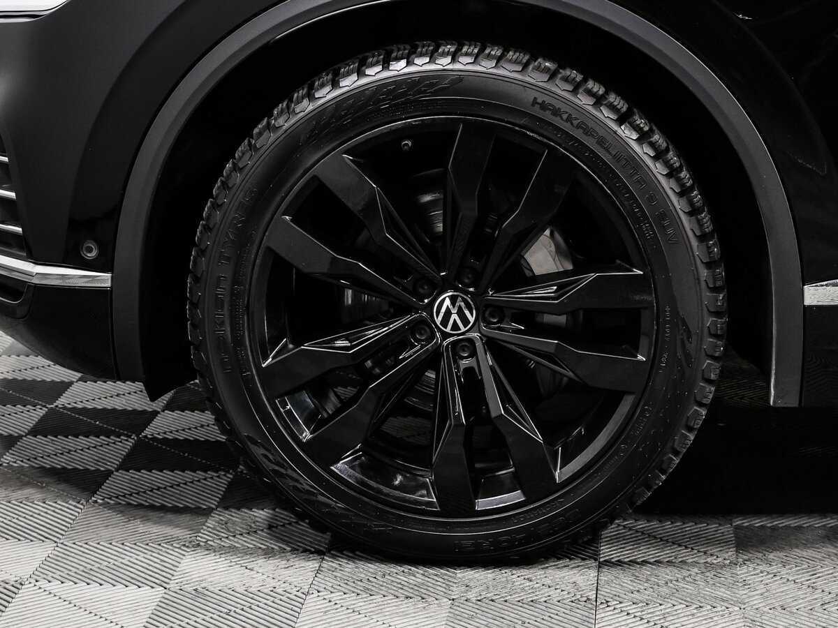 Volkswagen Touareg 2021 года с пробегом. Фото: #13