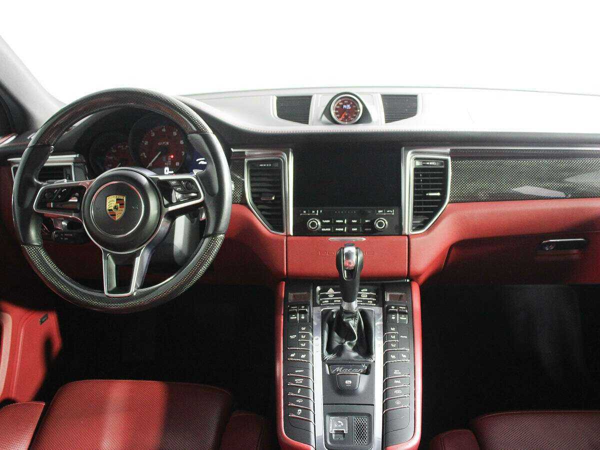 Porsche Macan 2017 года с пробегом. Фото: #9