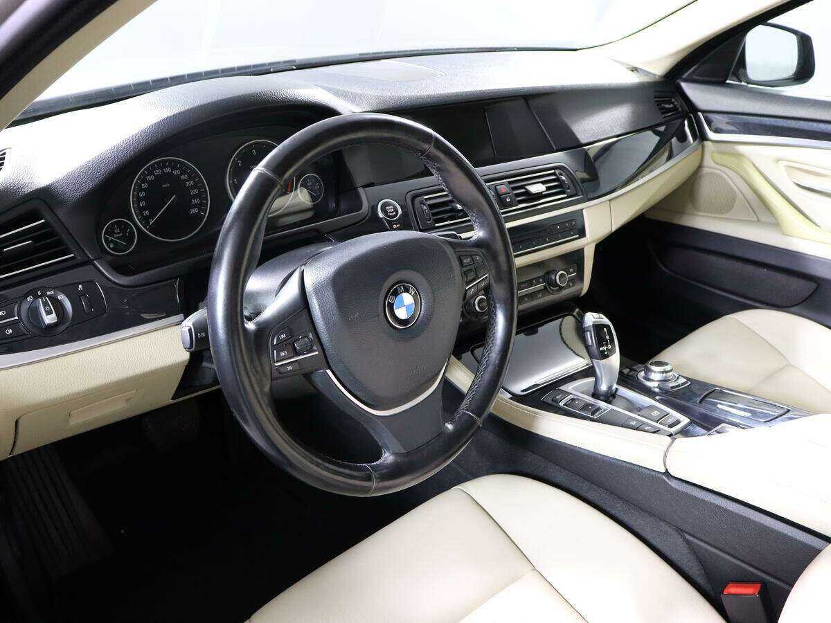 BMW 5 серии 2012 года с пробегом. Фото: #10