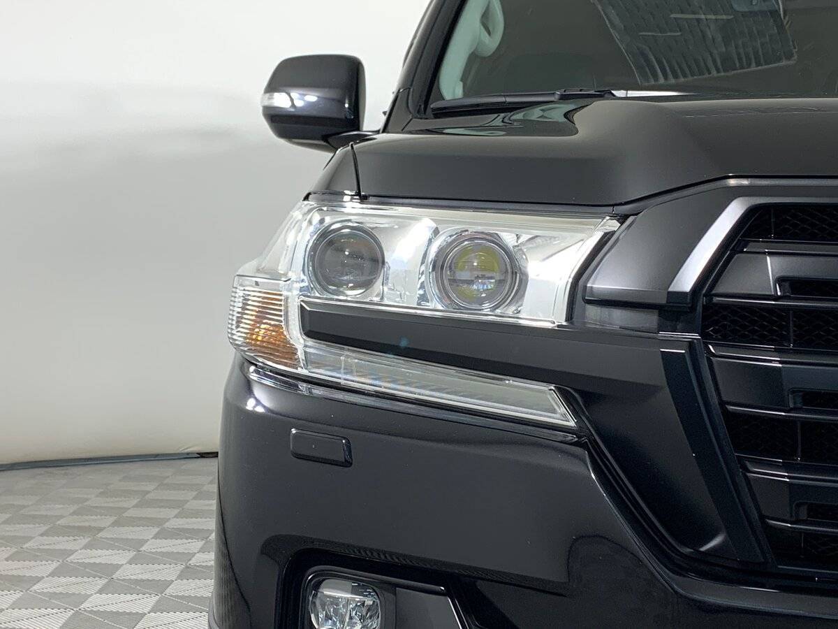 Toyota Land Cruiser 2016 года с пробегом. Фото: #9