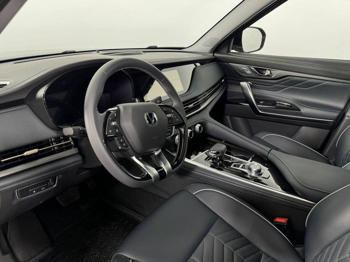 Changan CS95 2024 года с пробегом. Фото: #9