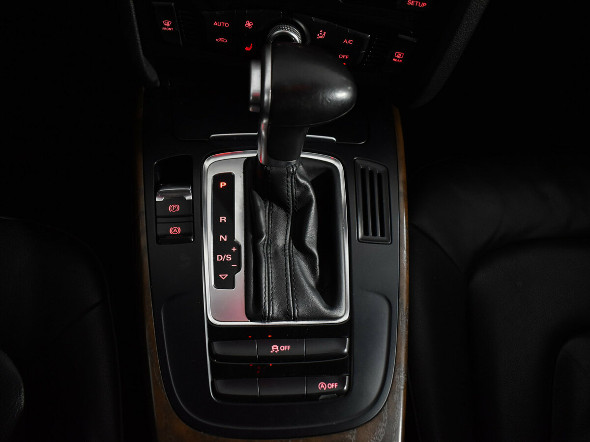Audi A4 2015 года с пробегом. Фото: #15