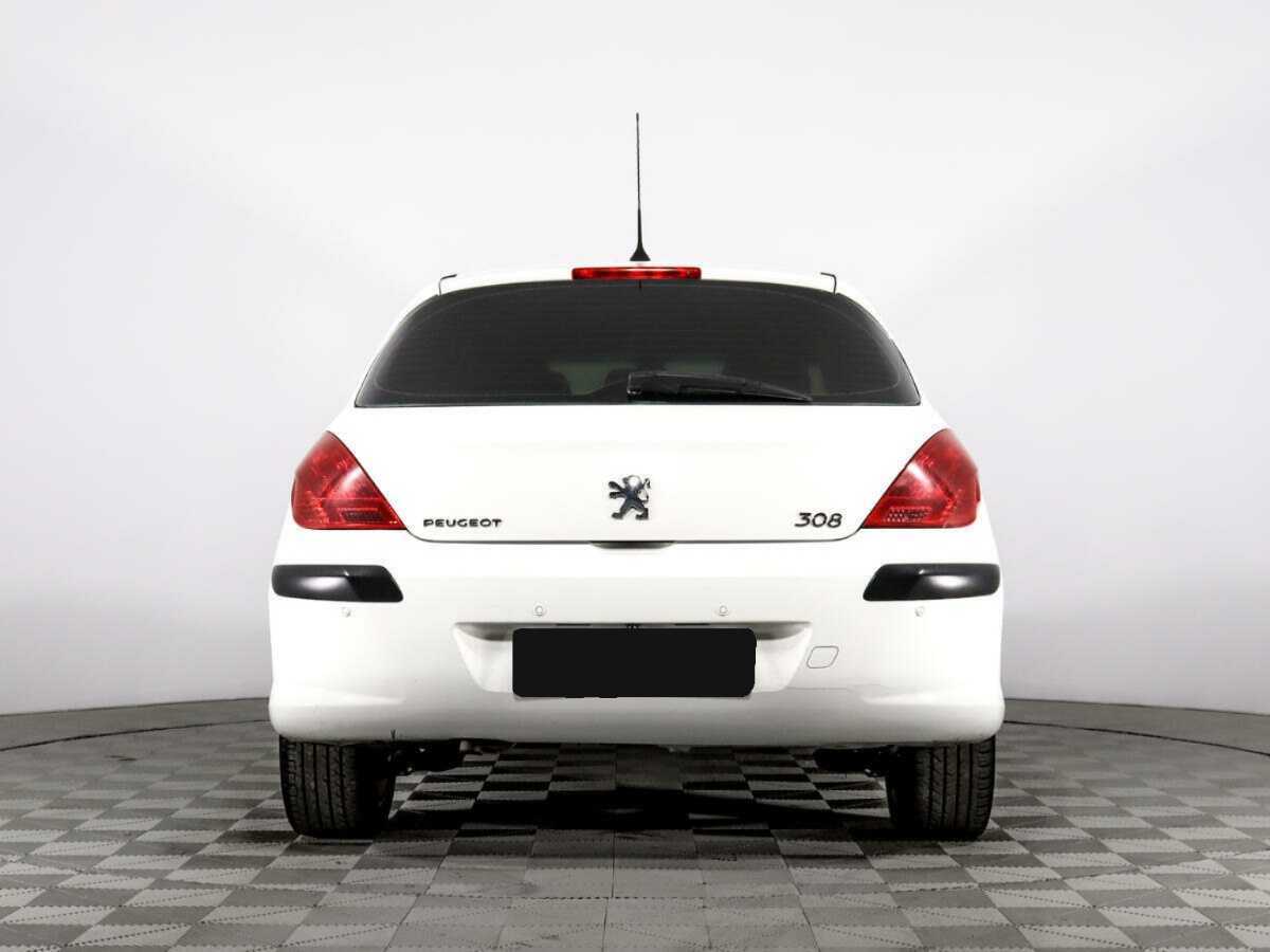 Peugeot 308 2010 года с пробегом. Фото: #4