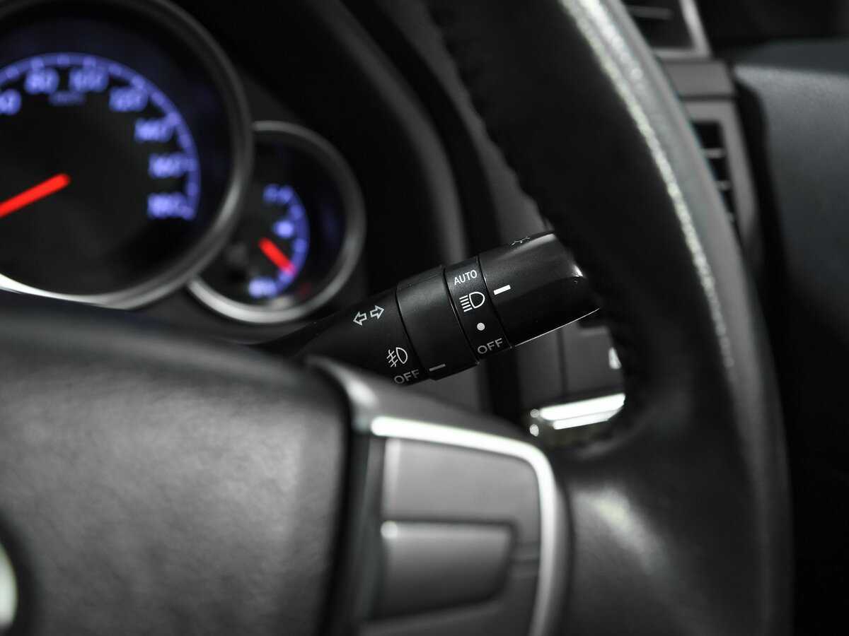 Toyota Mark X 2016 года с пробегом. Фото: #7