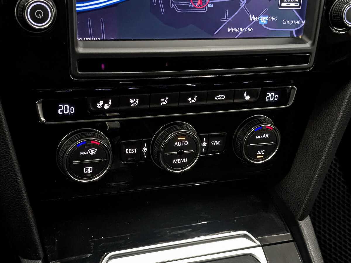 Volkswagen Passat 2015 года с пробегом. Фото: #20