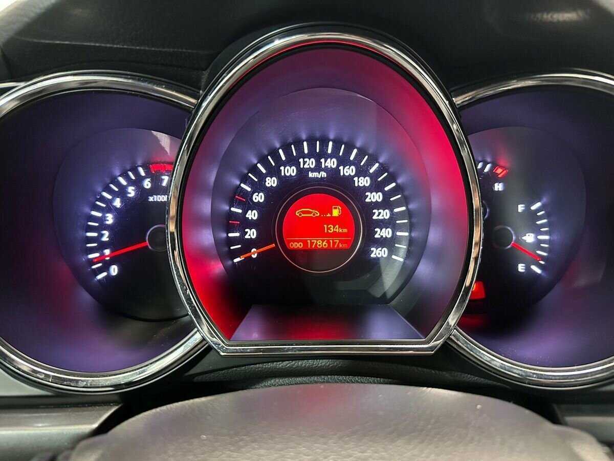 Kia Optima 2011 года с пробегом. Фото: #11