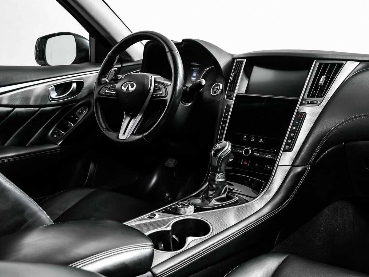 Infiniti Q50 2018 года с пробегом. Фото: #8