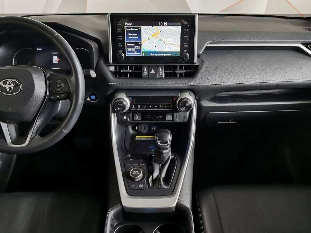Toyota RAV4 2019 года с пробегом. Фото: #10