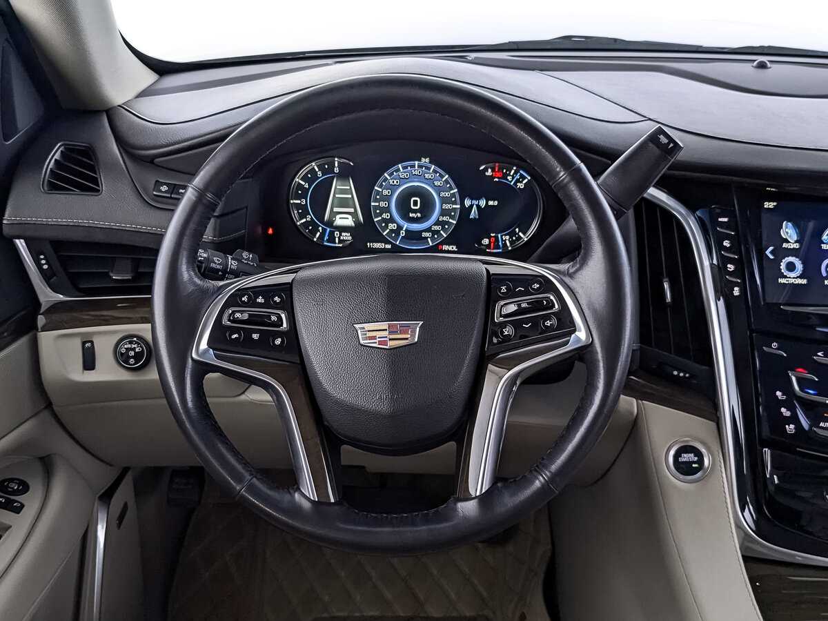Cadillac Escalade 2019 года с пробегом. Фото: #21
