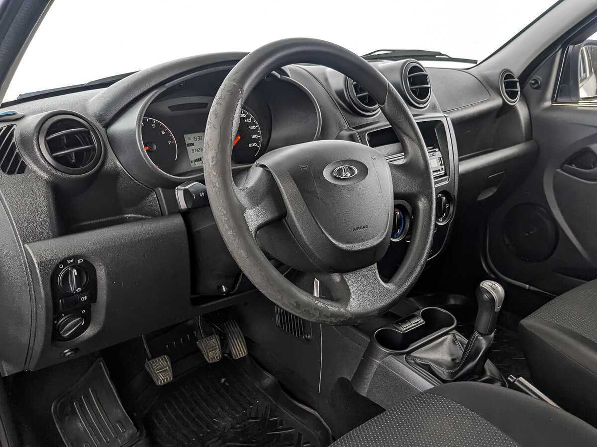 Lada (ВАЗ) Granta 2017 года с пробегом. Фото: #10