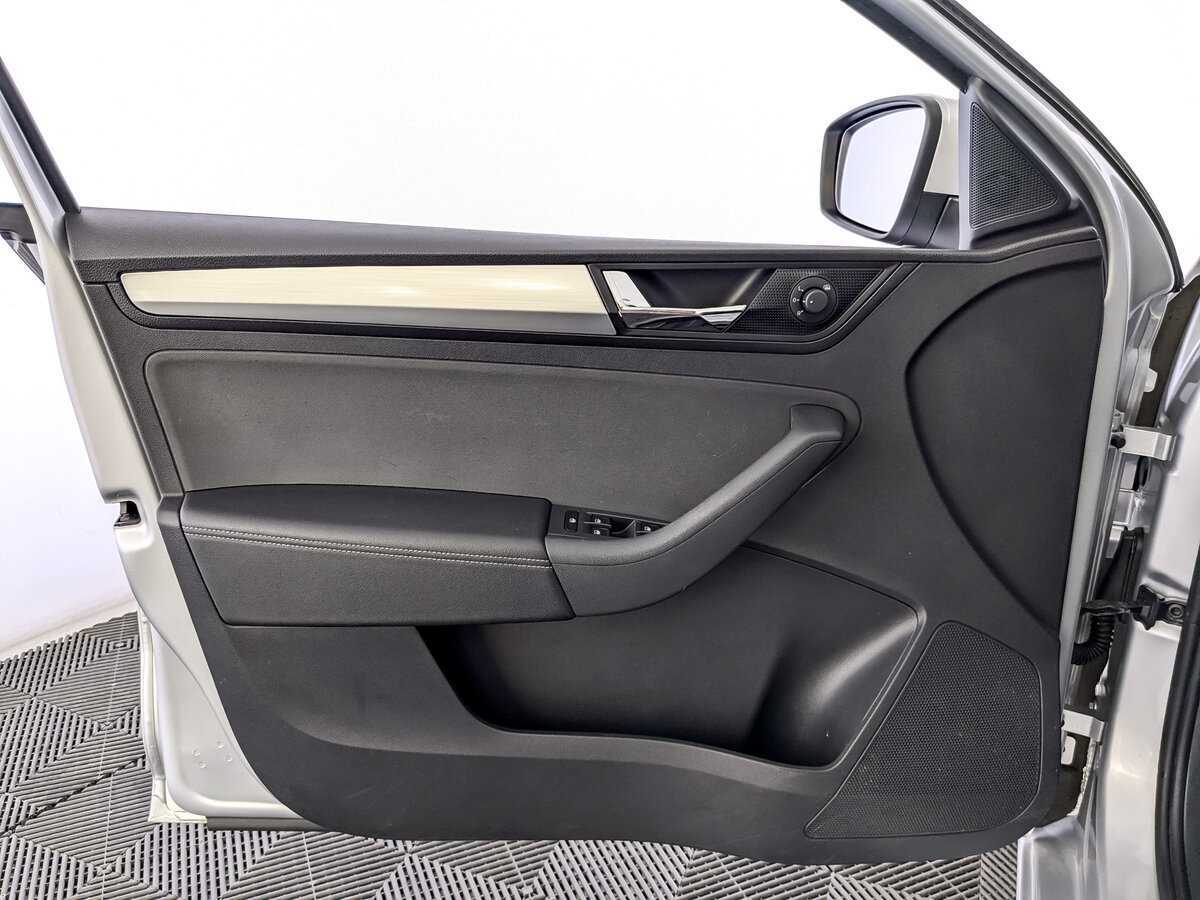 Skoda Rapid 2018 года с пробегом. Фото: #14