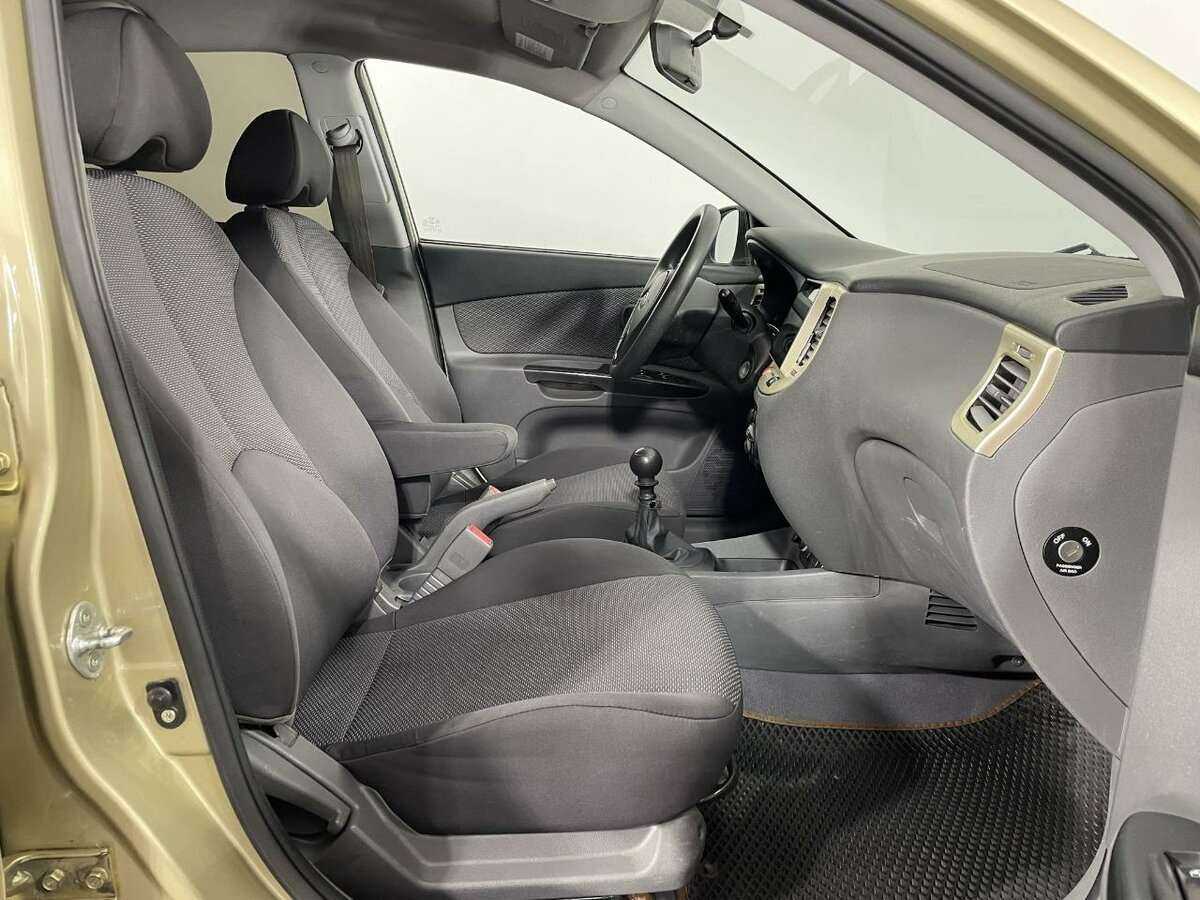 Kia Rio 2010 года с пробегом. Фото: #13