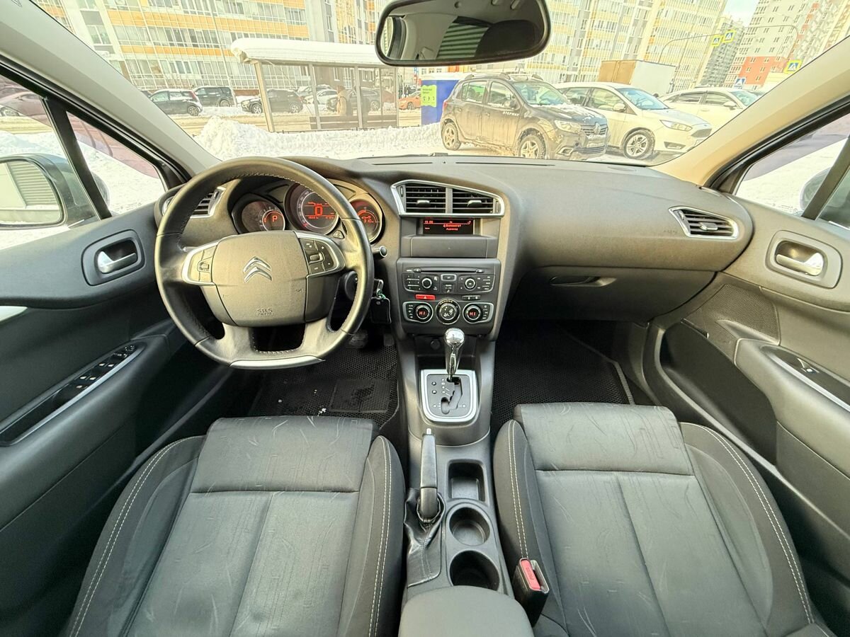 Citroen C4 2011 года с пробегом. Фото: #6