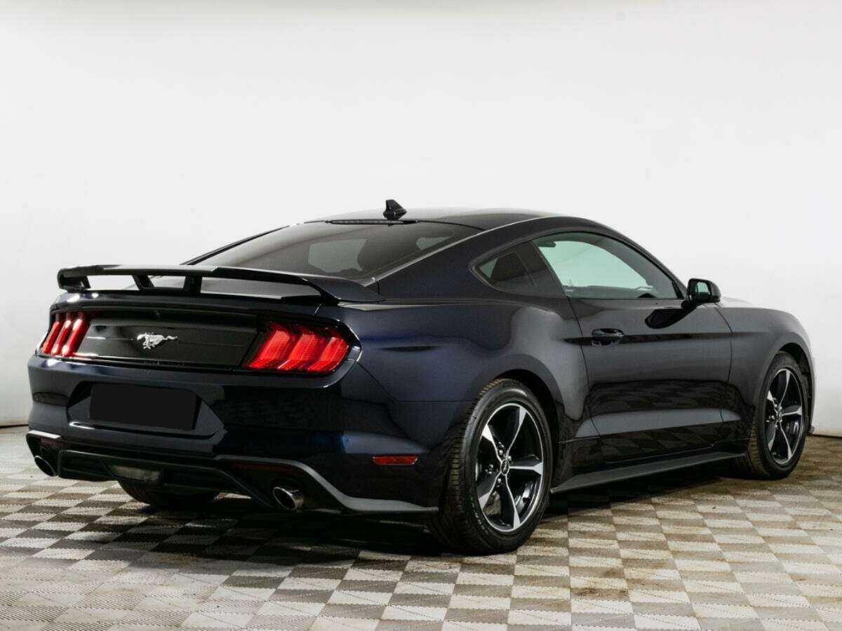Ford Mustang 2021 года с пробегом. Фото: #3