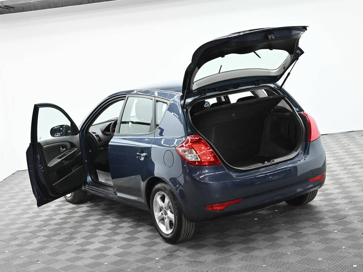 Kia Ceed 2011 года с пробегом. Фото: #4