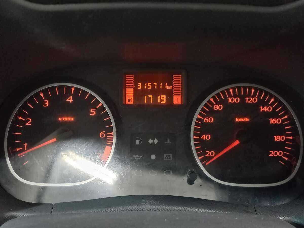 Renault Duster 2013 года с пробегом. Фото: #11