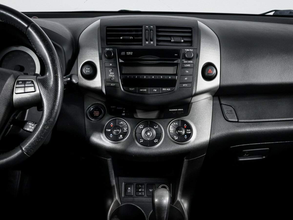 Toyota RAV4 2010 года с пробегом. Фото: #12