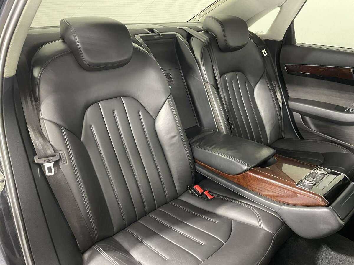 Audi A8 2011 года с пробегом. Фото: #15
