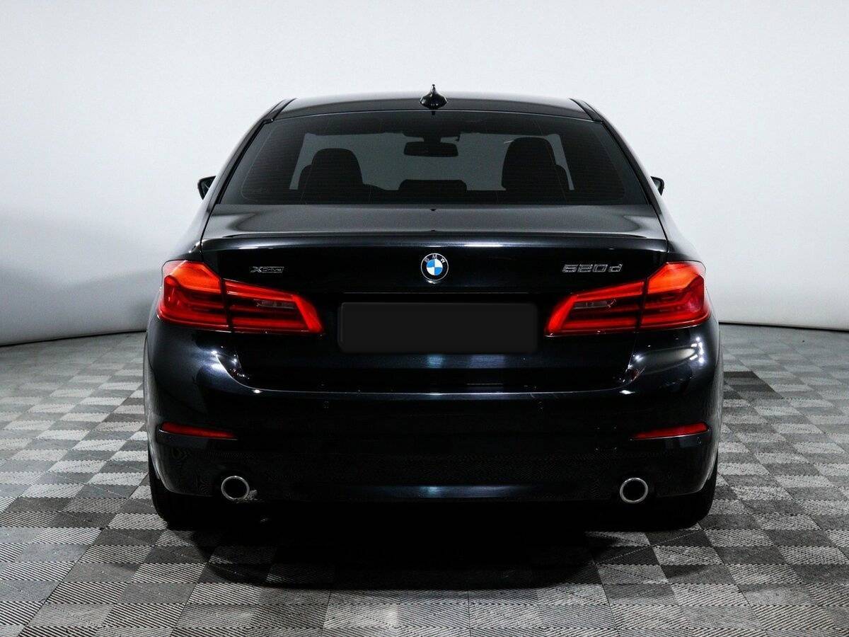 BMW 5 серии 2018 года с пробегом. Фото: #5