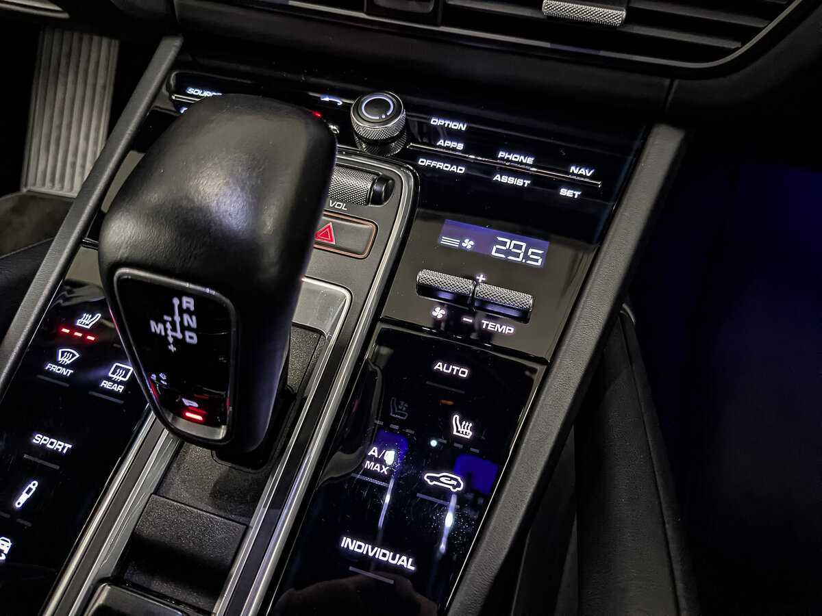Porsche Cayenne 2019 года с пробегом. Фото: #23