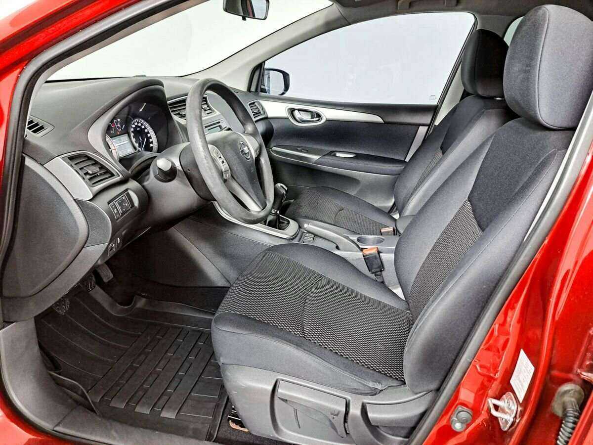Nissan Tiida 2015 года с пробегом. Фото: #13