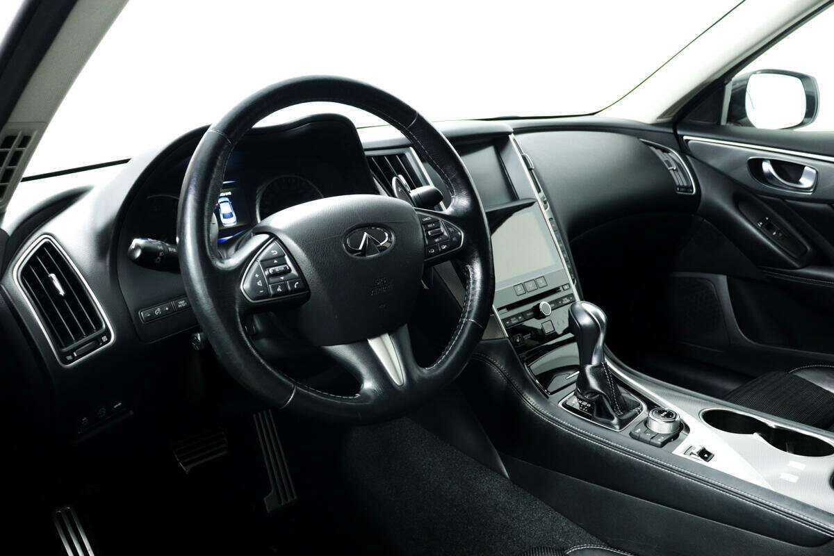 Infiniti Q50 2016 года с пробегом. Фото: #12