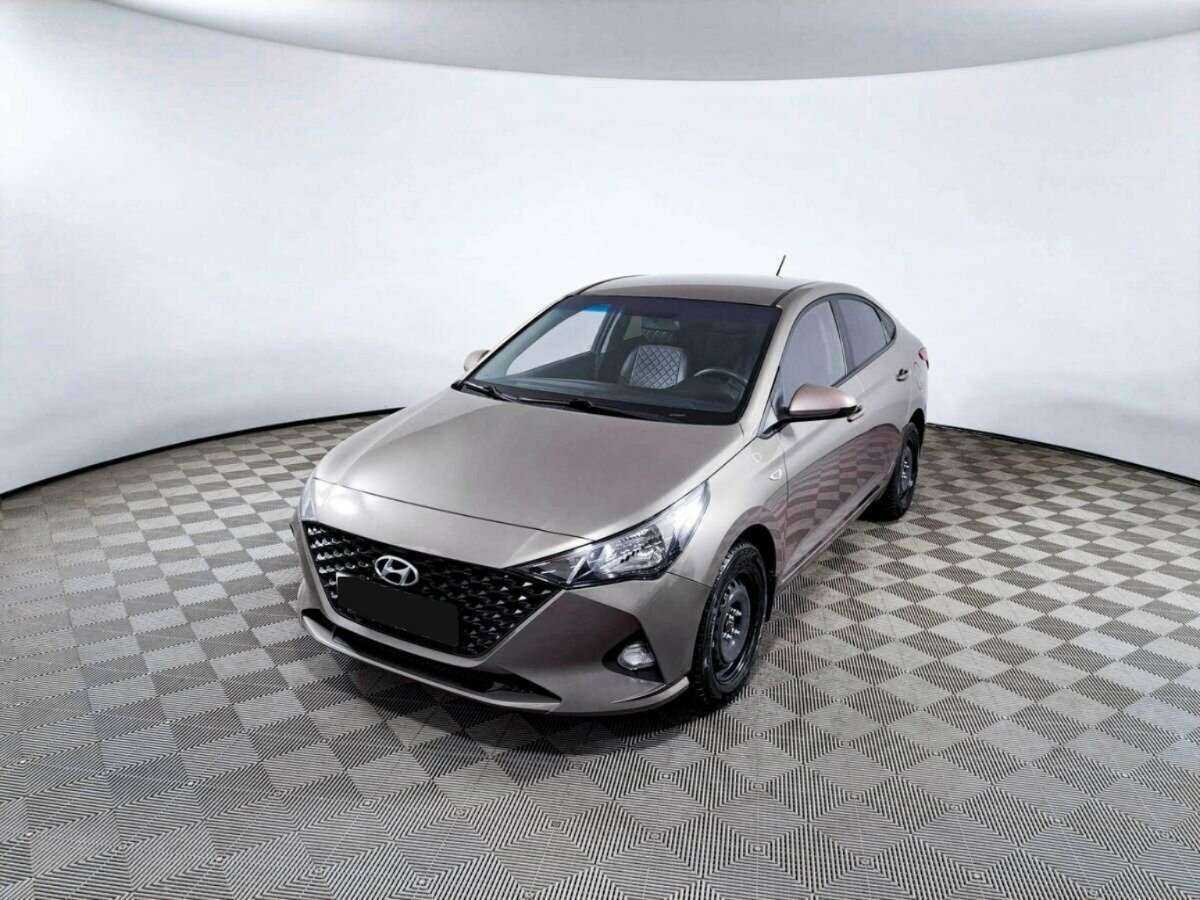 Hyundai Solaris 2020 года с пробегом. Посмотреть фото