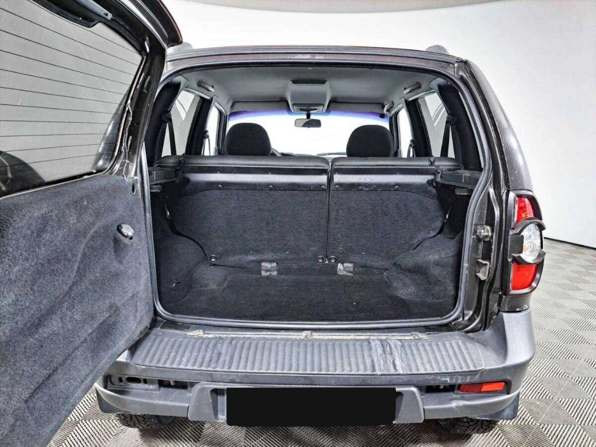 Chevrolet Niva 2011 года с пробегом. Фото: #9