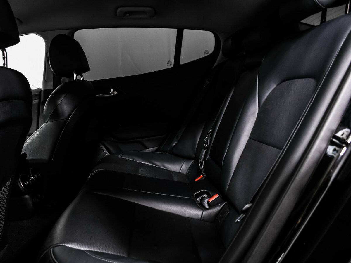 Kia Stinger 2019 года с пробегом. Фото: #12