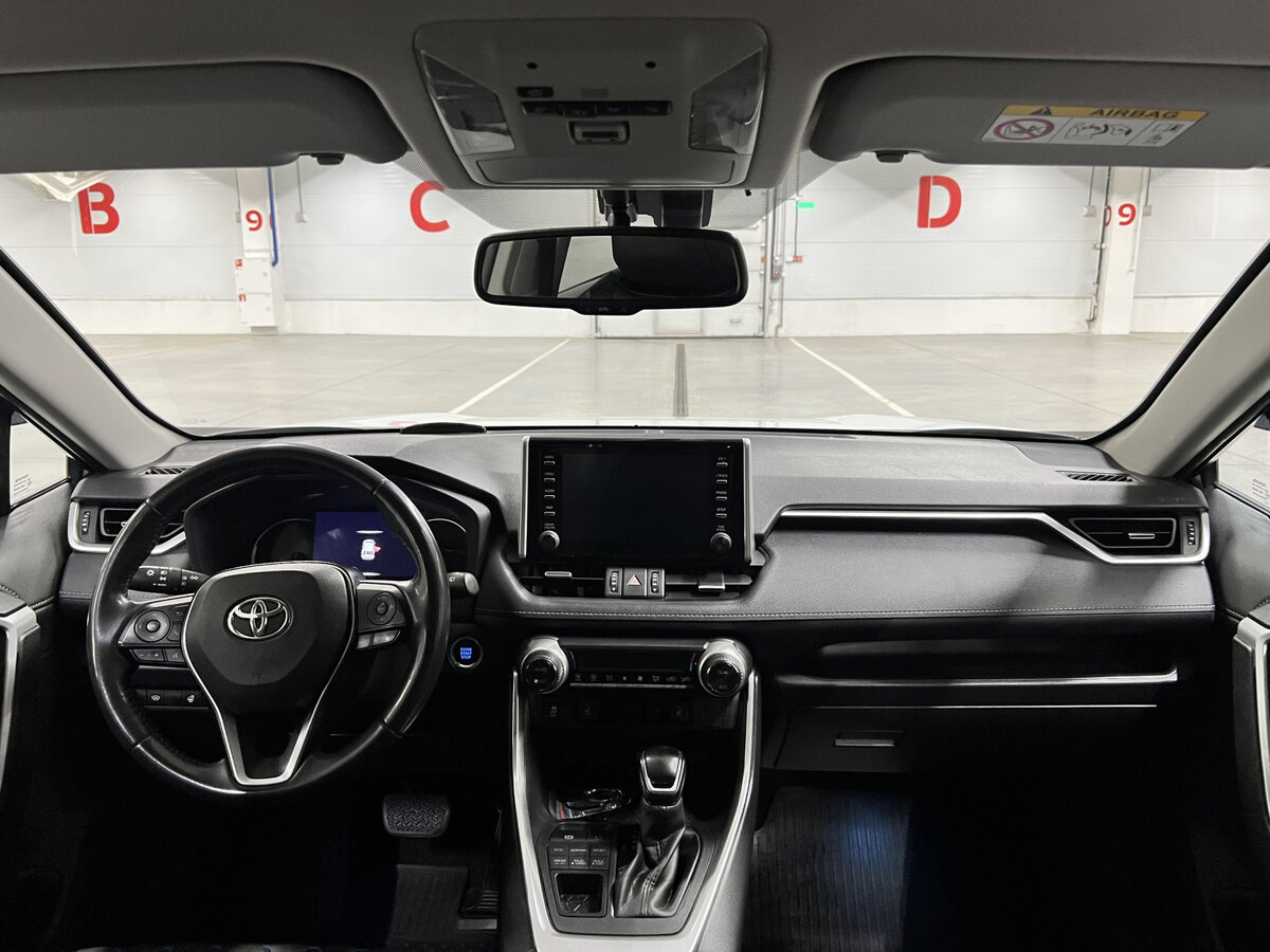 Toyota RAV4 2021 года с пробегом. Фото: #13