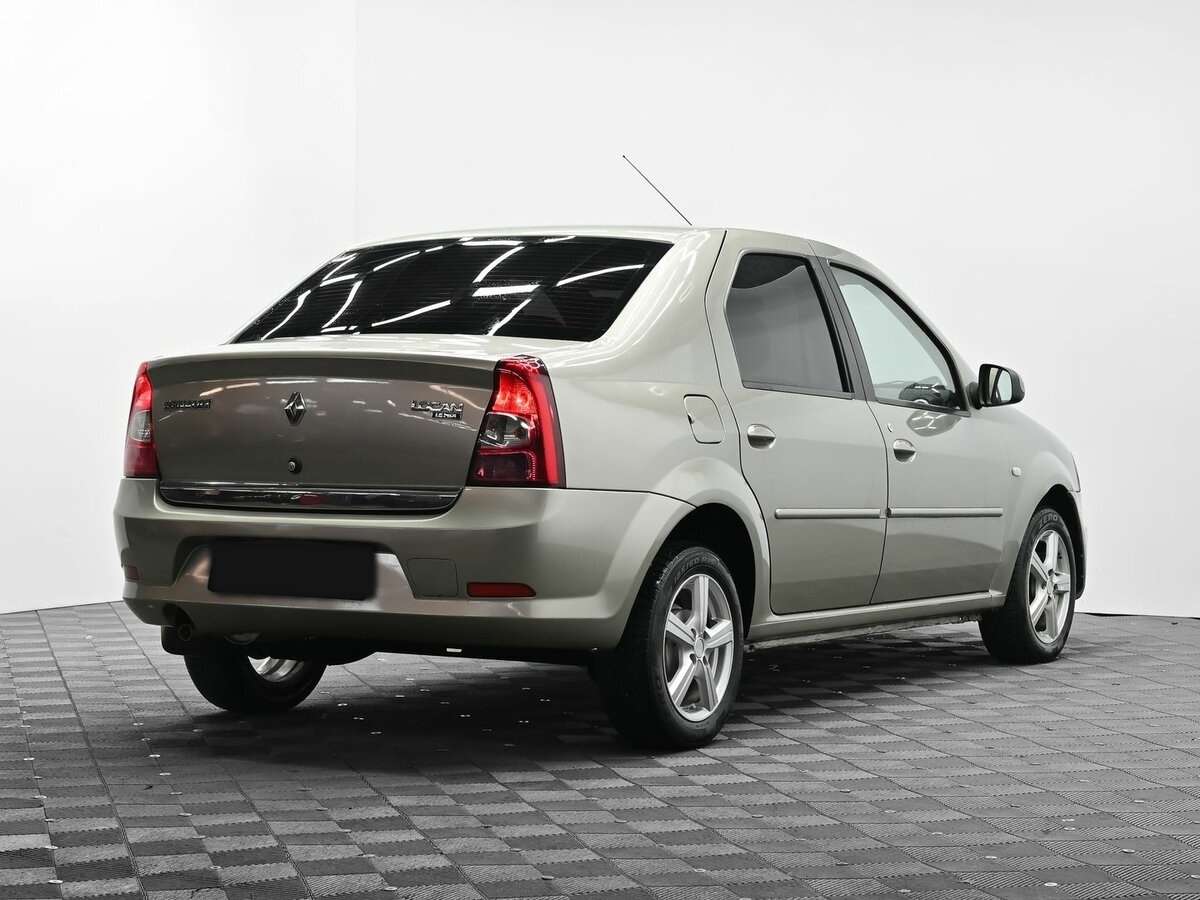 Renault Logan 2013 года с пробегом. Фото: #3