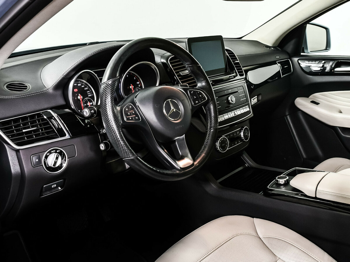 Mercedes-Benz GLE Coupe 2017 года с пробегом. Фото: #10