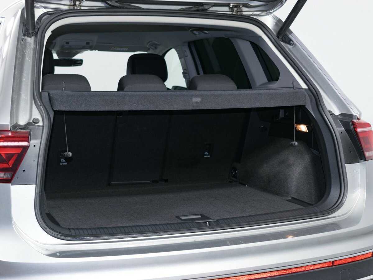 Volkswagen Tiguan 2021 года с пробегом. Фото: #8
