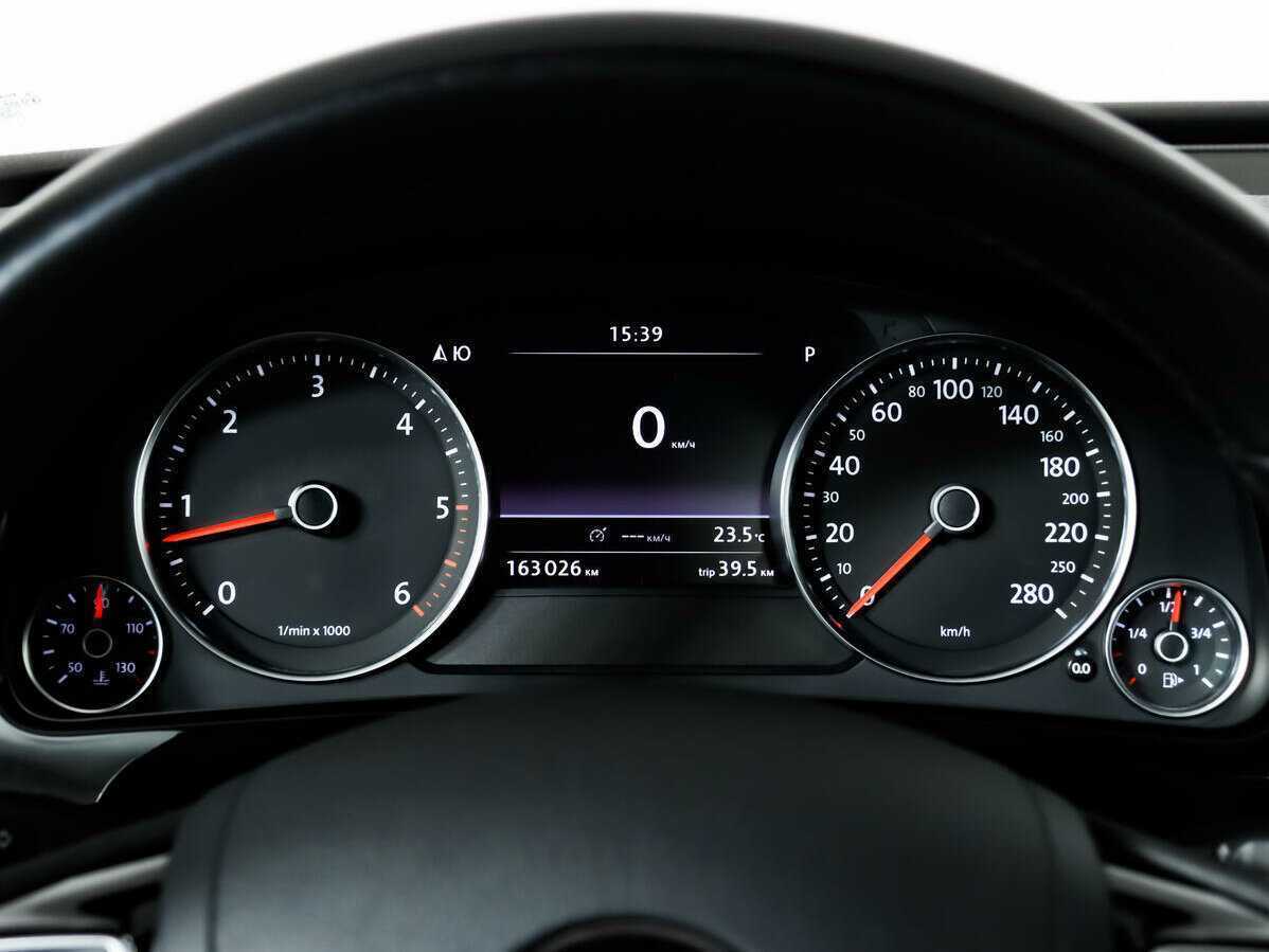 Volkswagen Touareg 2011 года с пробегом. Фото: #7