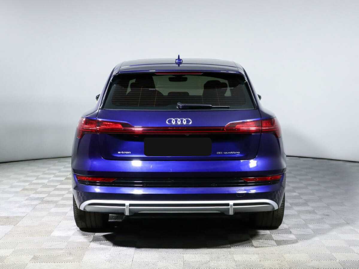 Audi e-tron 2020 года с пробегом. Фото: #4