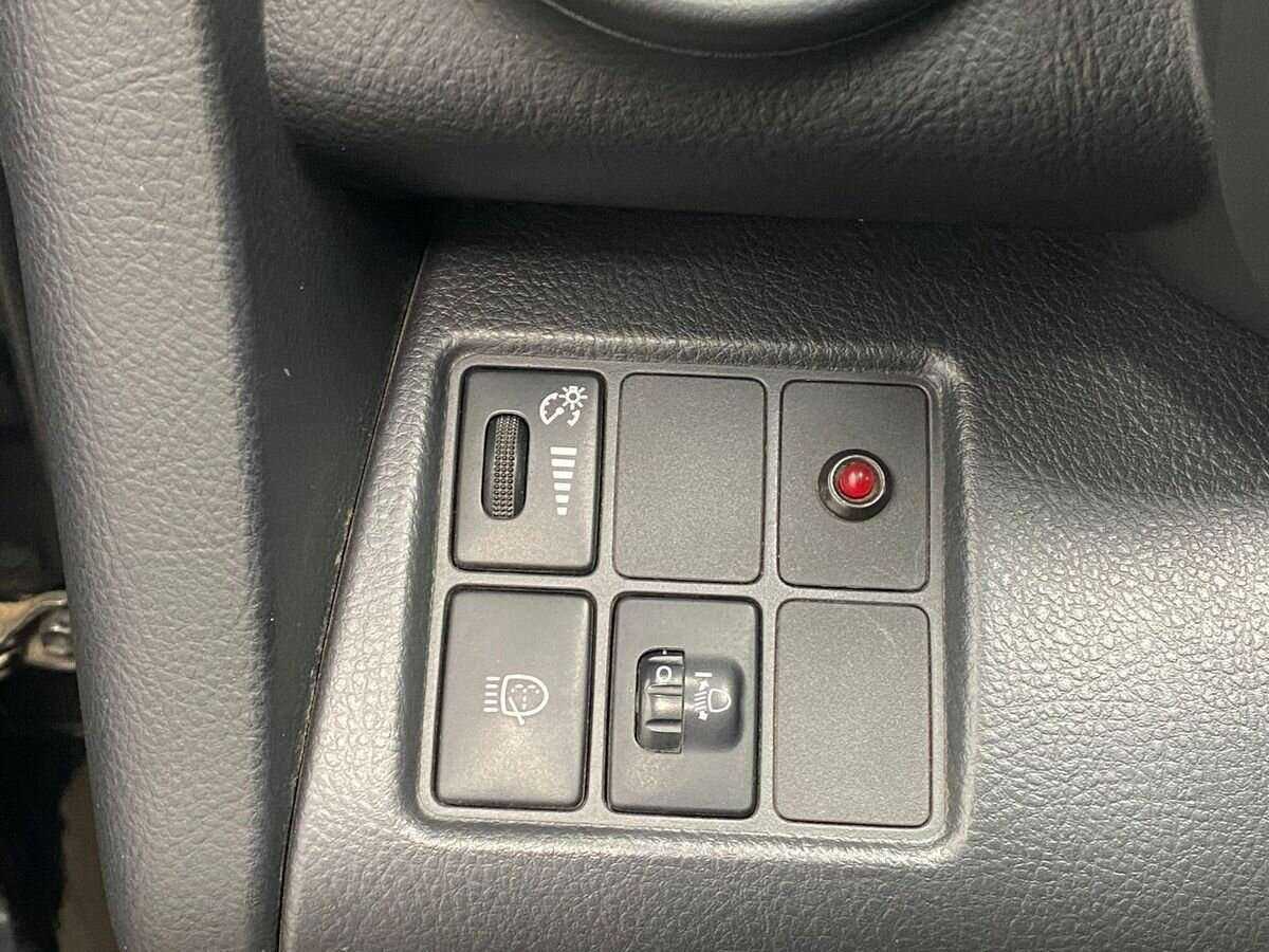 Toyota RAV4 2007 года с пробегом. Фото: #14