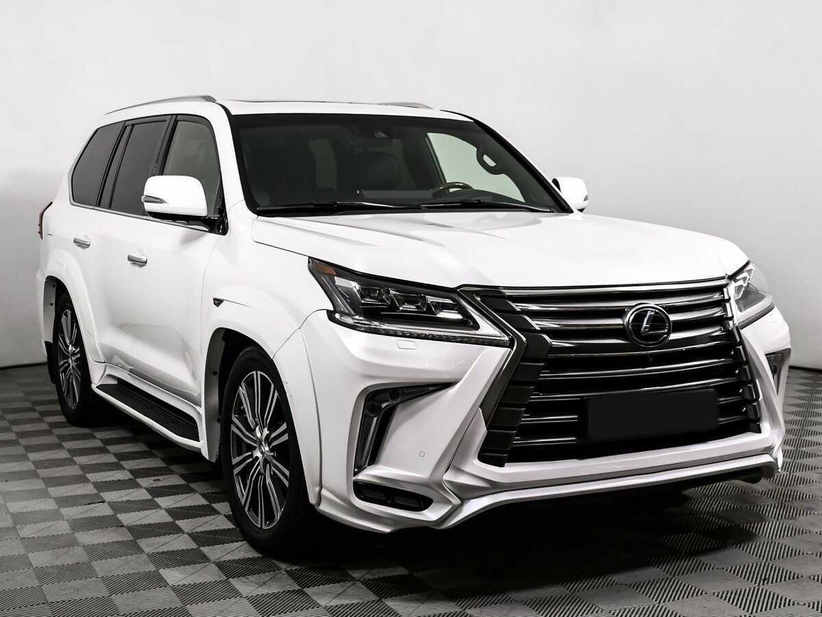 Lexus LX 2017 года с пробегом. Фото: #2
