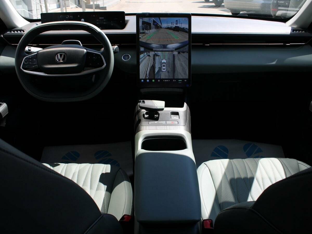 Changan Lamore 2023 года с пробегом. Фото: #11