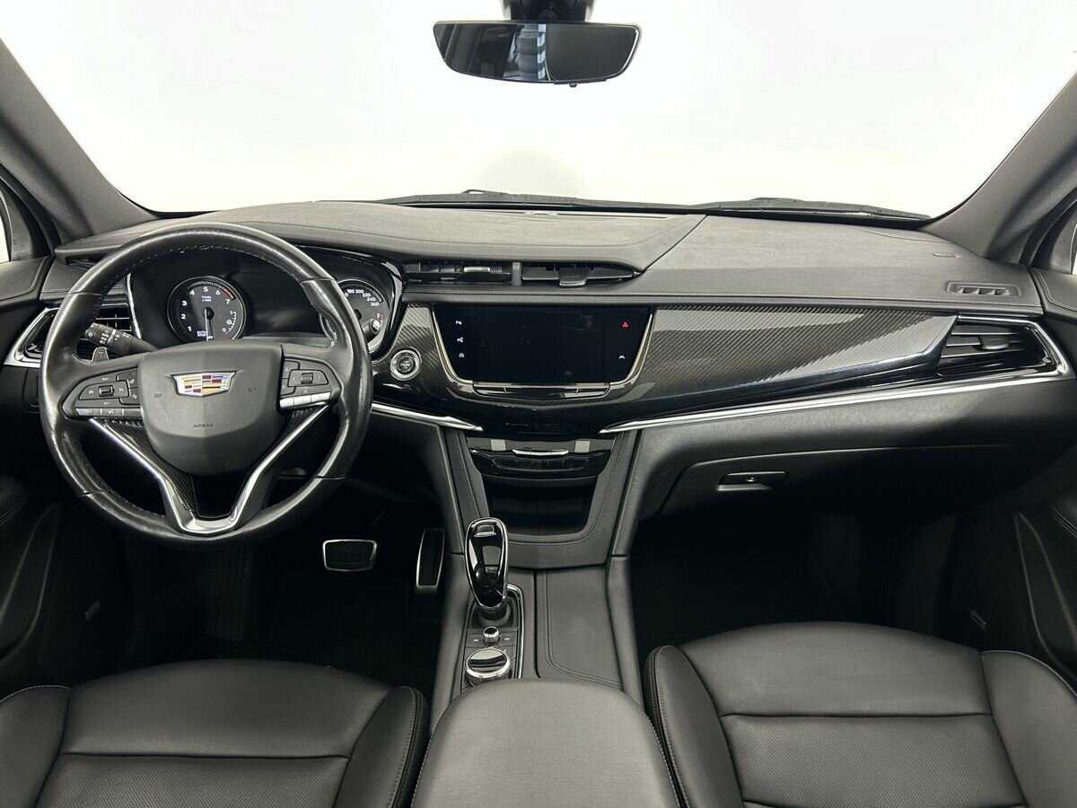 Cadillac XT6 2021 года с пробегом. Фото: #5