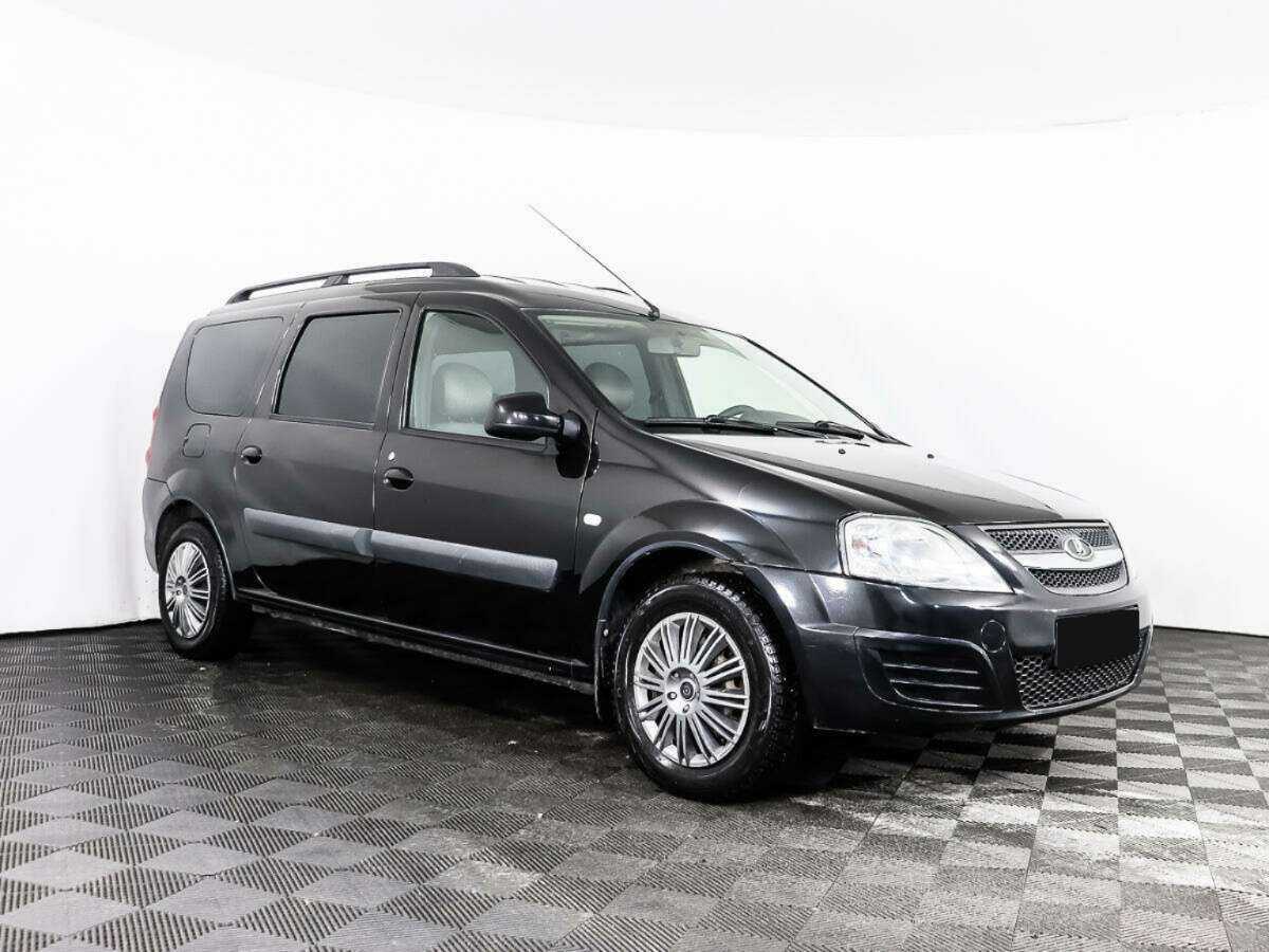 Lada (ВАЗ) Largus 2017 года с пробегом. Фото: #1