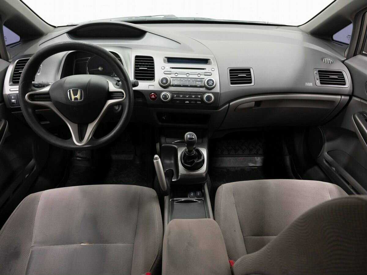 Honda Civic 2008 года с пробегом. Фото: #12