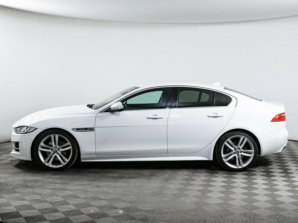 Jaguar XE 2015 года с пробегом. Фото: #7