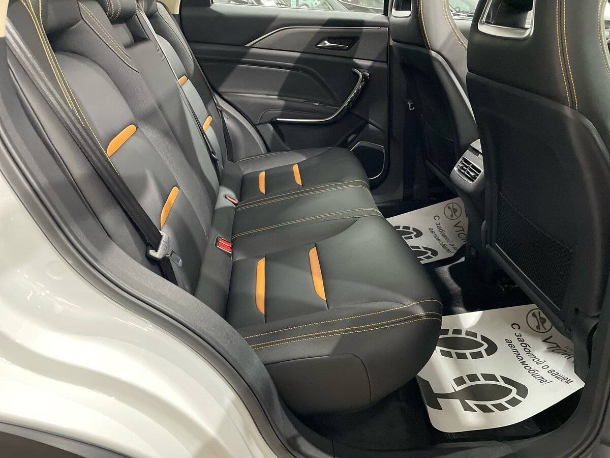 FAW Bestune T77 2023 года с пробегом. Фото: #23